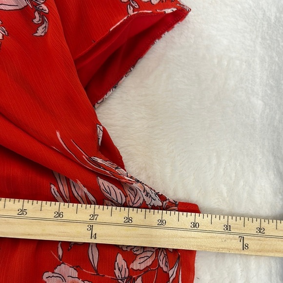 LC Lauren Conrad Red Flutter Sleeve Blouse - Picture 7 of 12